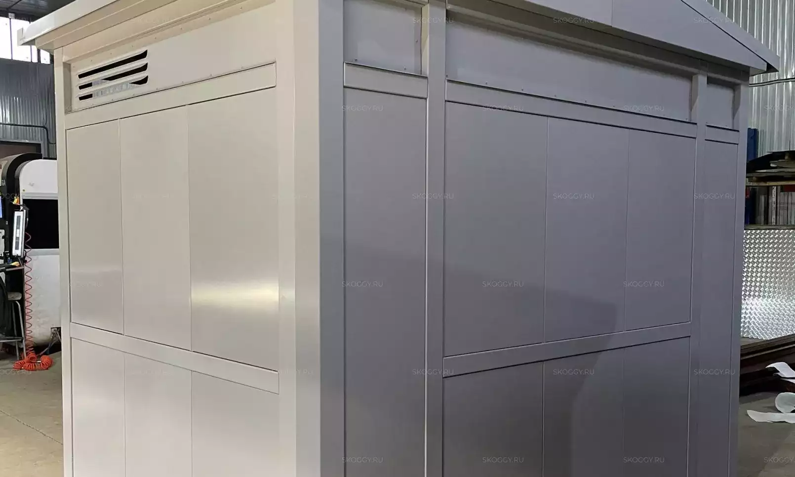 Два люксовых хозблока в светло-сером цвете в г. Москва, наб. Академика Туполева